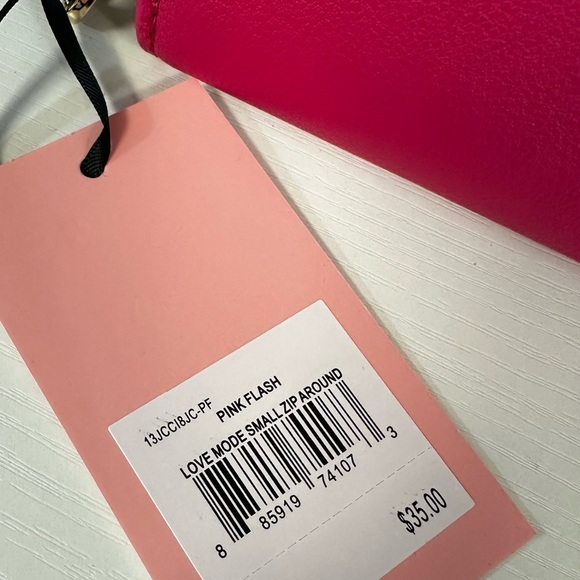 Juicy Couture Love Mode Small Zip Around Hot Pink Wallet NWT - Picture 5 of 9